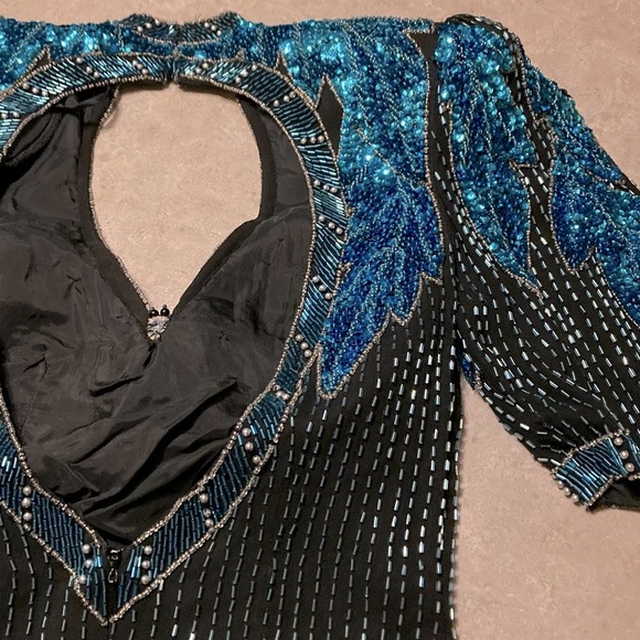 Vintage, stunning beaded/ sequin formal gown. Size 4. Alyce Designs circa 1992 - Picture 9 of 16
